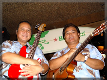 カクテルラウンジ